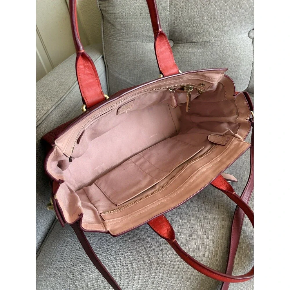 Coach Swagger 32 Carryall Two Tone Leather top-handle Satchel Crossbody bag EUC
